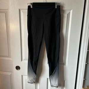 Victoria’s Secret knock out legging size small regular length